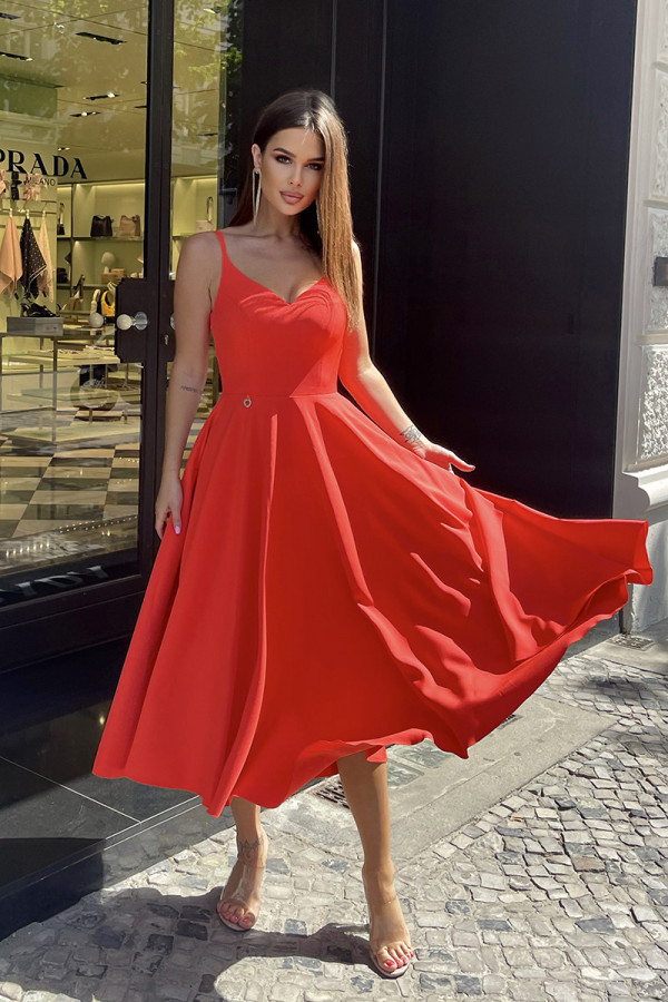 Elegancka sukienka midi na ramiączkach EDITH czerwona