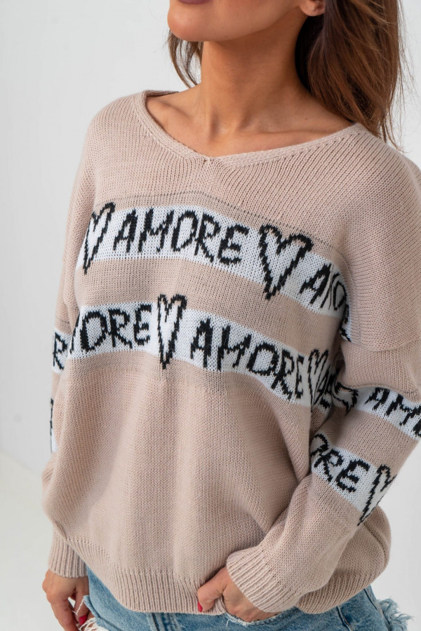 Sweter damski oversize z napisem AMORE beż
