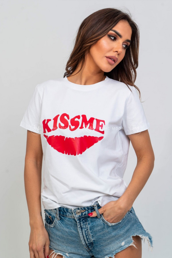 T-shirt damski z nadrukiem ust KISS ME biały 1